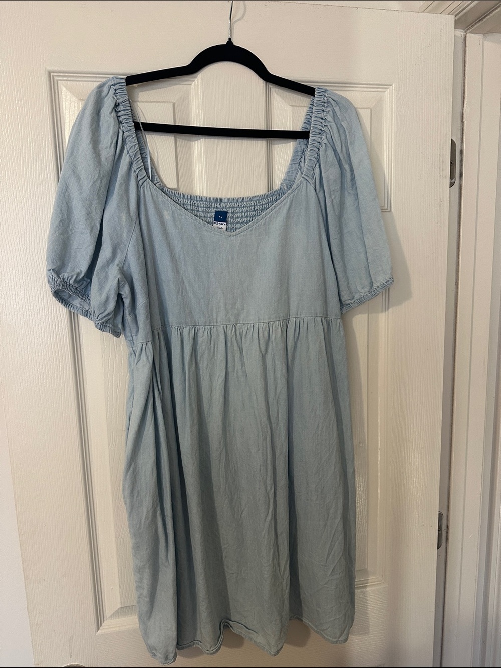 Old Navy Puff Sleeve Dress